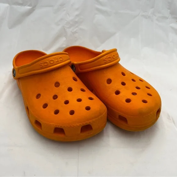 CROCS Shoes Classic Clog Orange Color Size Women 89 Mens 67